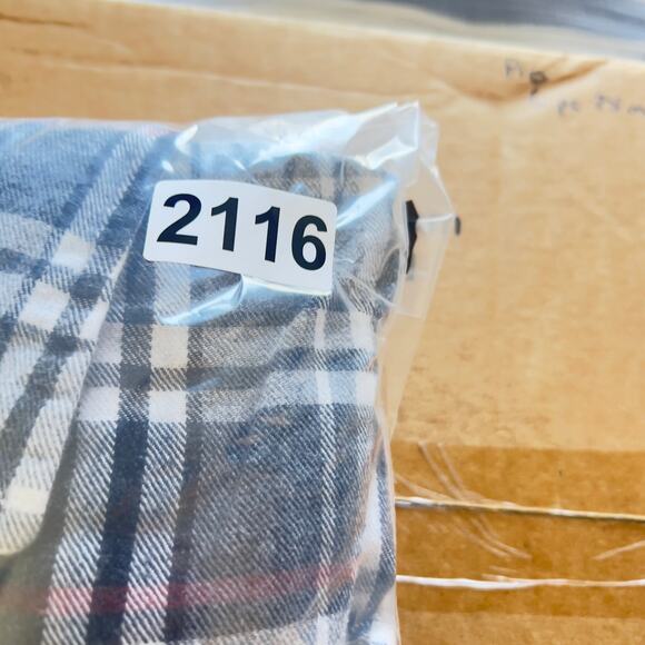 Timberland Flannel Button Up Shirt Men's Large Black Grey Plaid Quality Heavy - Picture 10 of 10